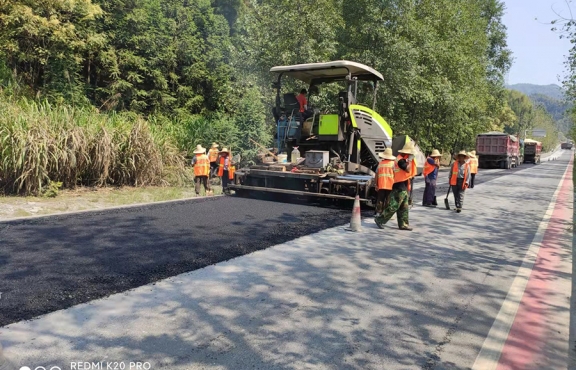 S223宜安路，油面攤鋪